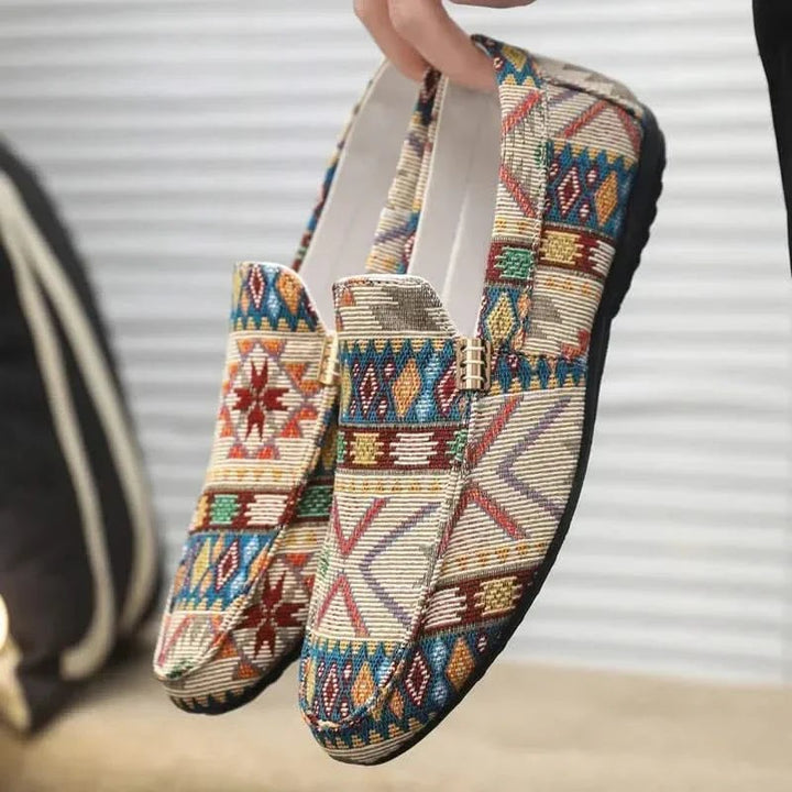 Loafers | Geometrisch patroon met goudkleurig detail