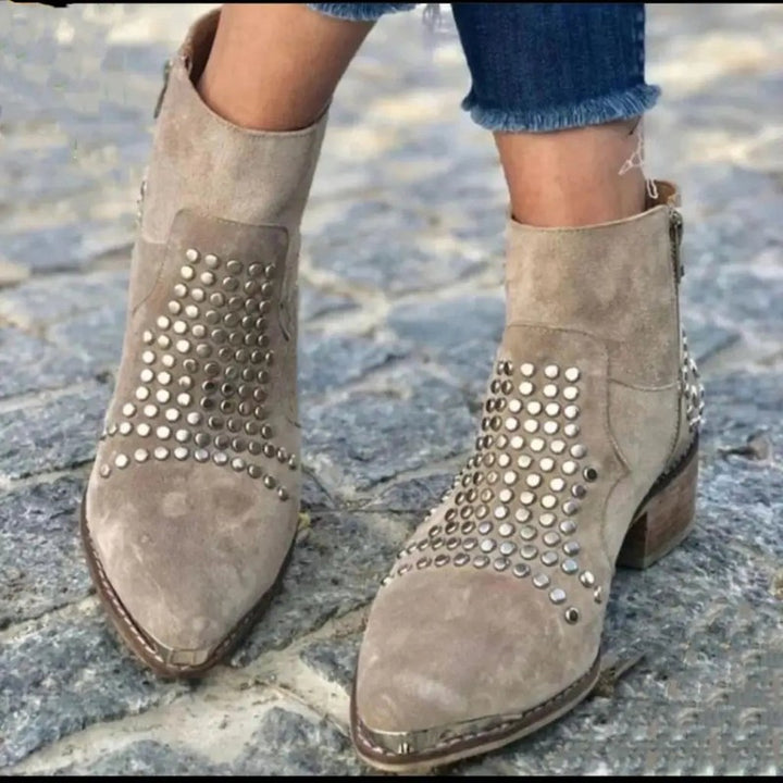 Laura | Bottines à talon et bout pointu avec clous