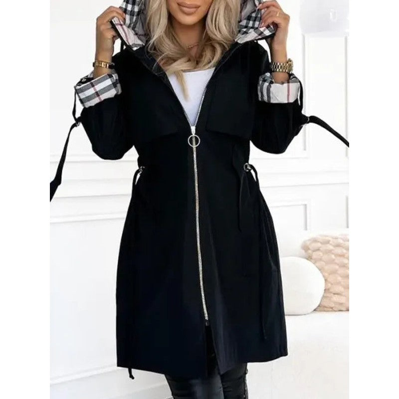 Sabine | Getailleerde trenchcoat met capuchon