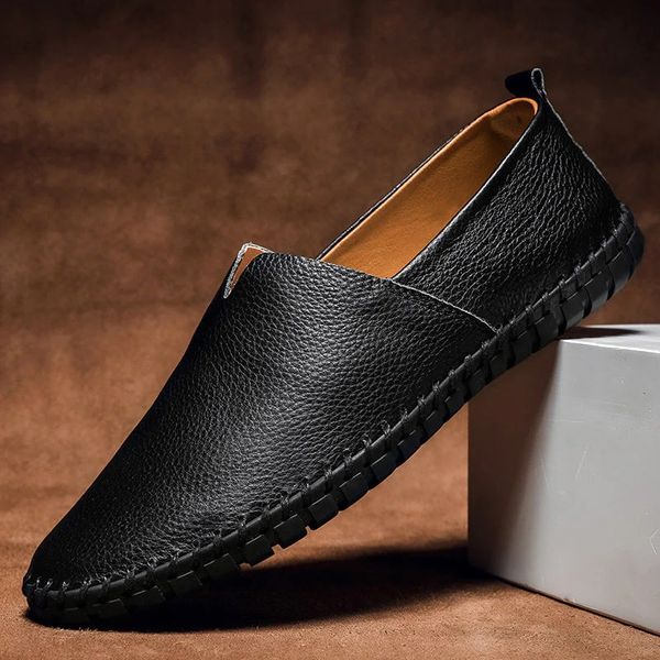 Julia | Lederslipper mit handgesticktem Detail
