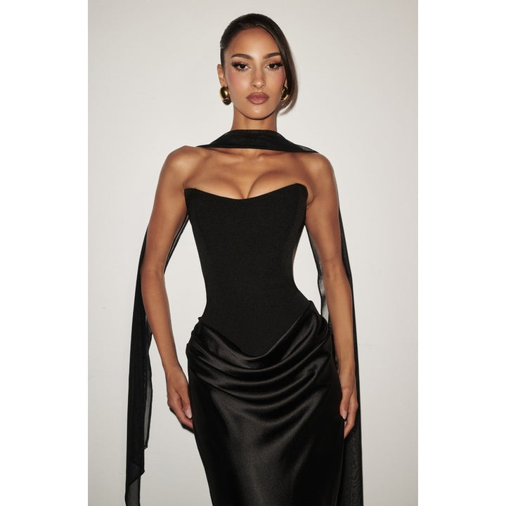 Maggie | Tailliert Maxi Kleed met Struise Rok