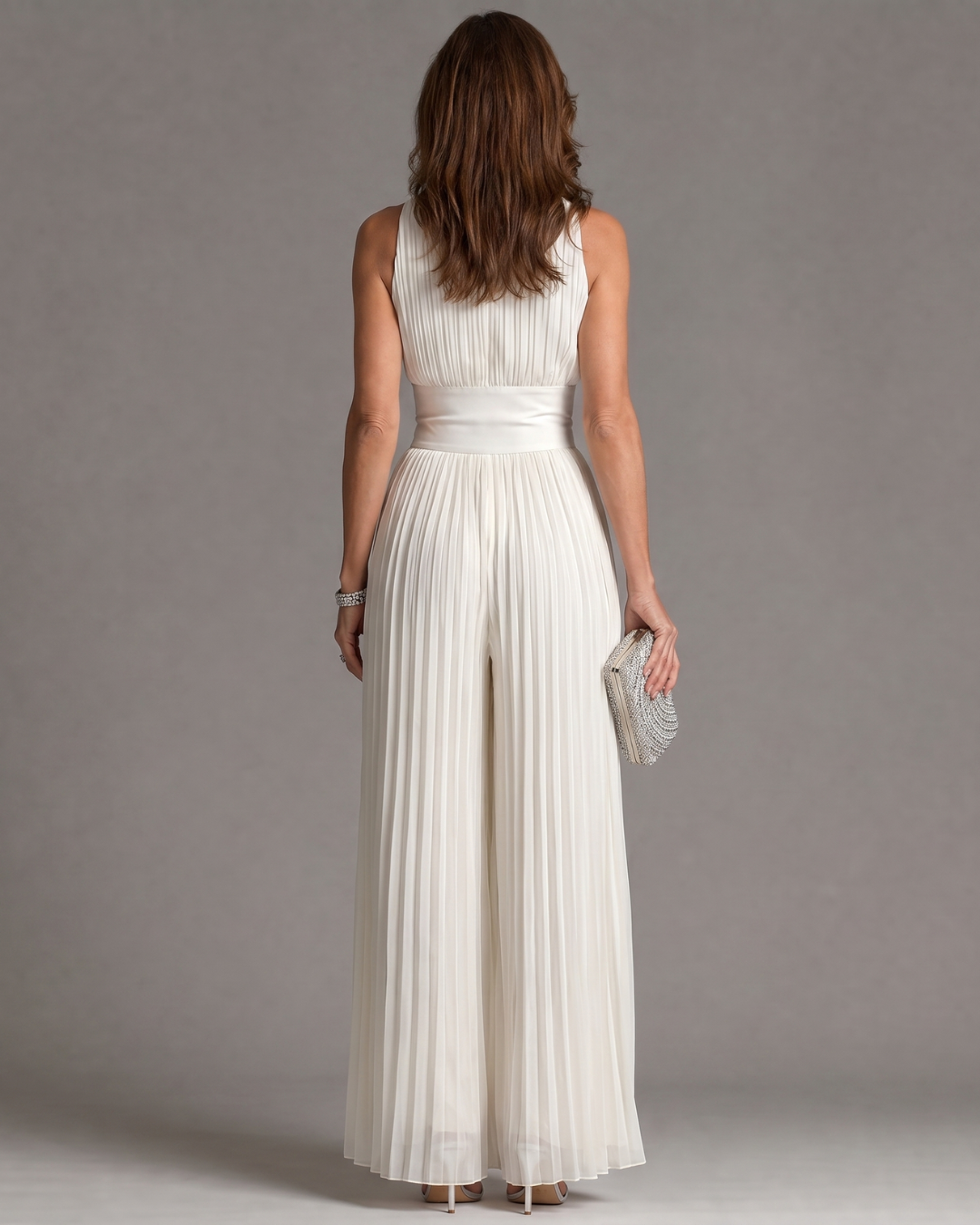 Vivian | Plissierter Neckholder-Jumpsuit