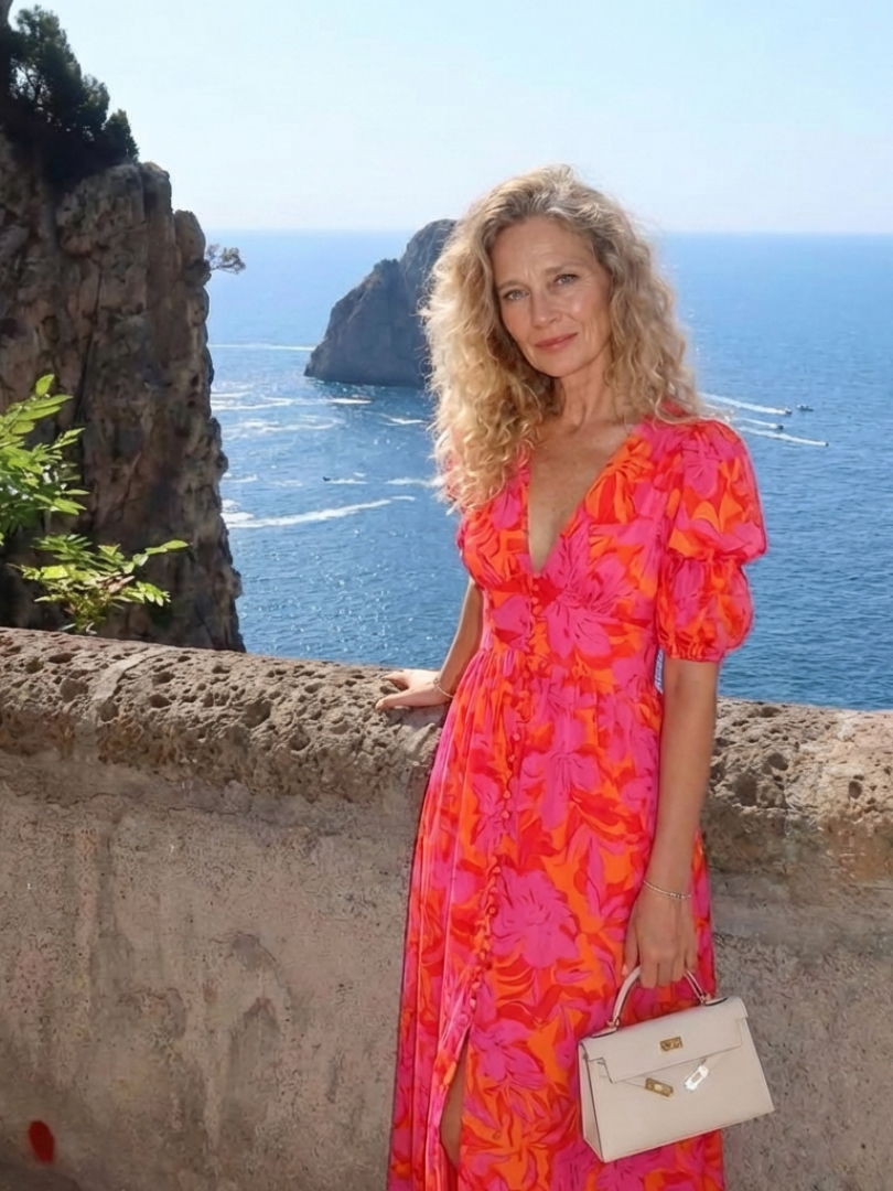 Fardau | Robe midi fleurie à manches bouffantes