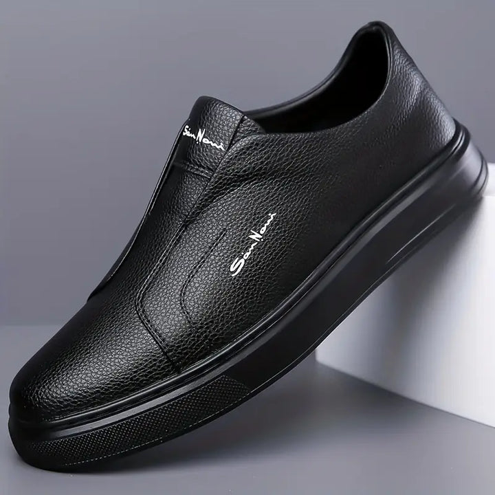 Paul | Baskets à enfiler en cuir vegan