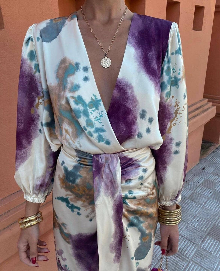 Olga | Conjunto de dos piezas de satén con estampado tie-dye