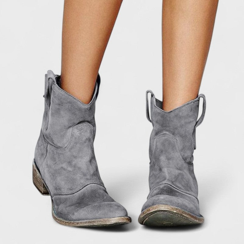 Carlotta | Western Ankle met Blokhak