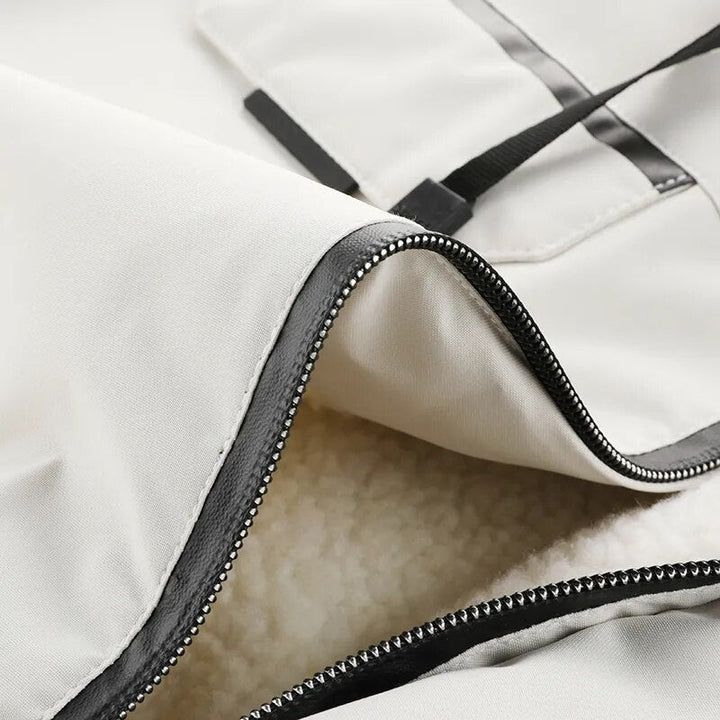 Liselotte | Lange Winterjas met Afneembare Capuchon