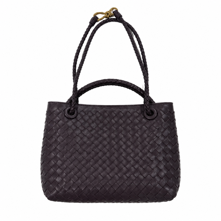 Margriet | Geflochtene Handtasche mit goldenem Verschluss