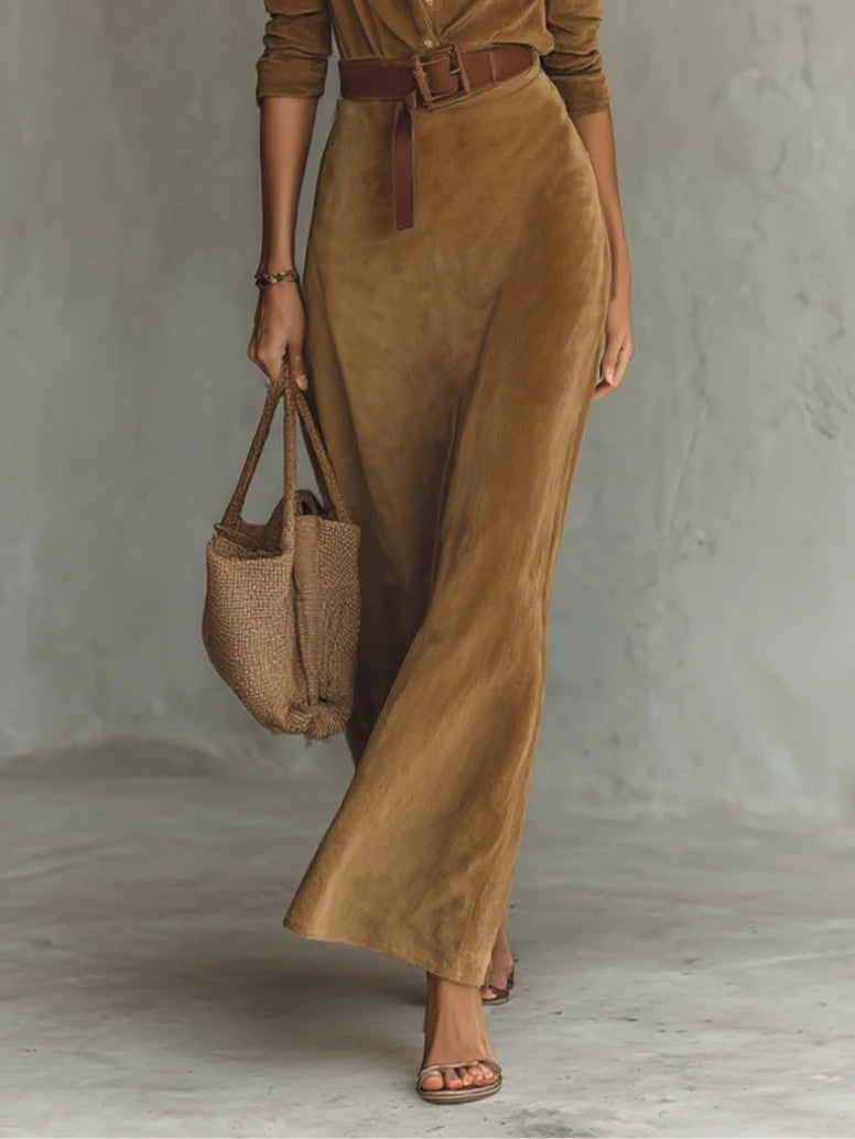 Sofie | Wildleder-Maxikleid mit Knopfleiste
