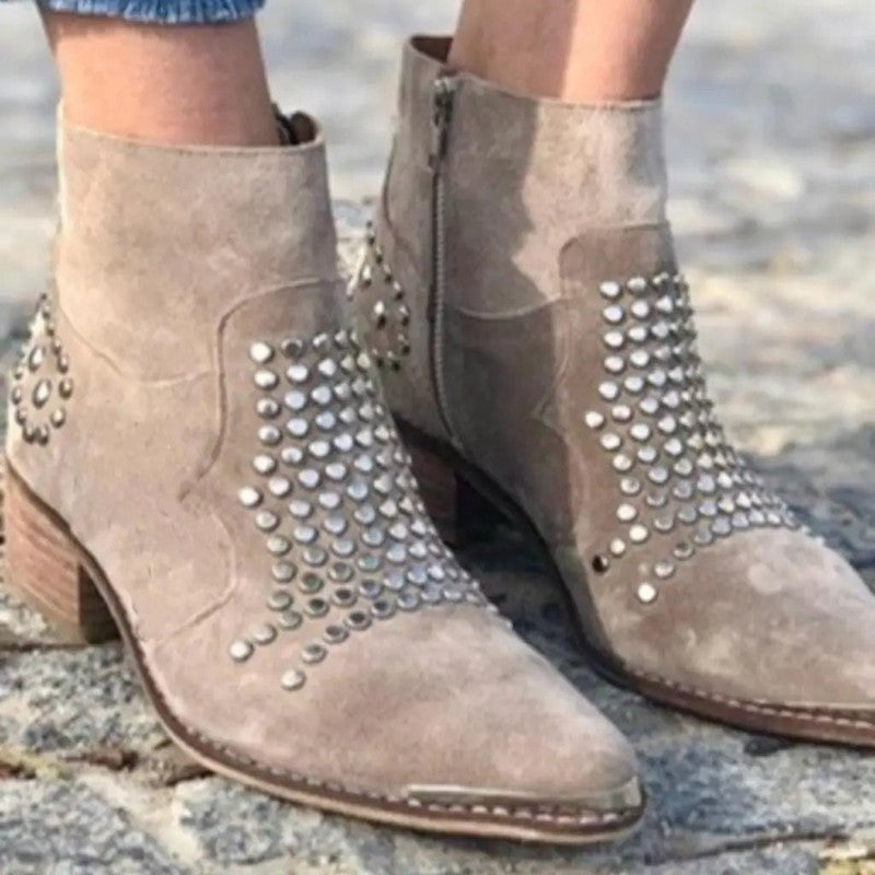 Laura | Bottines à talon et bout pointu avec clous