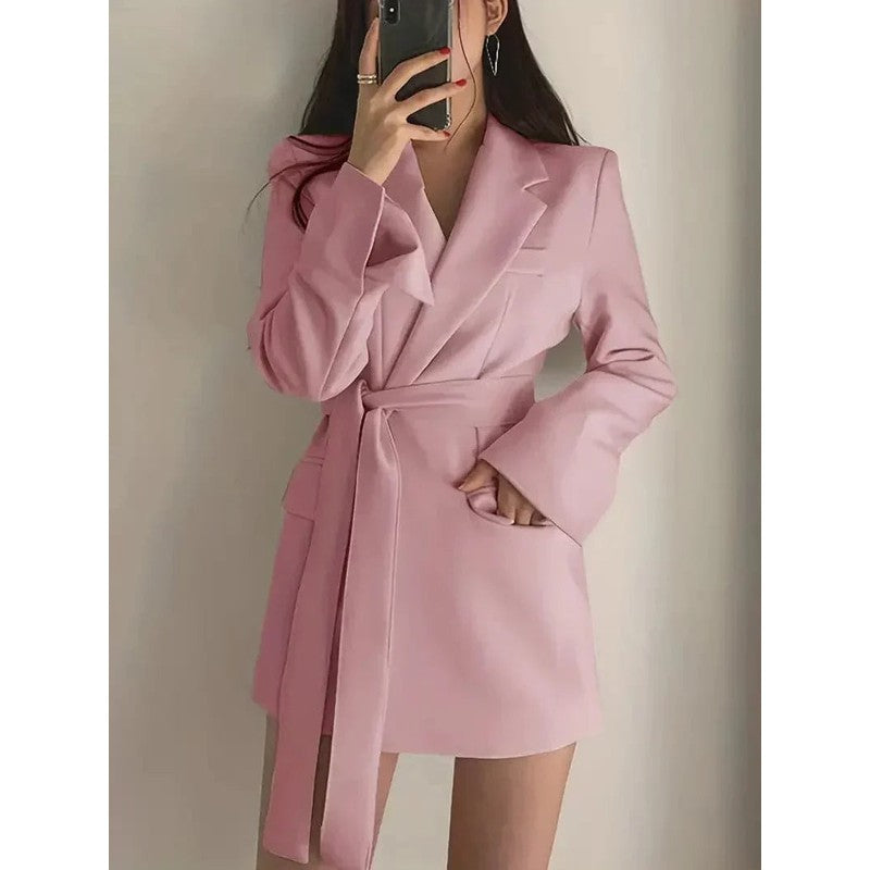 Nélia | Tailliertes Mini-Blazerkleid