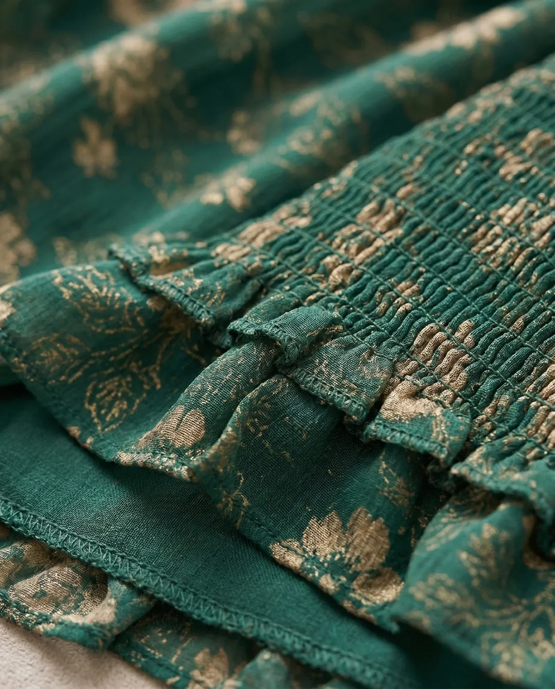 Tialda | Robe longue bohème avec smocks